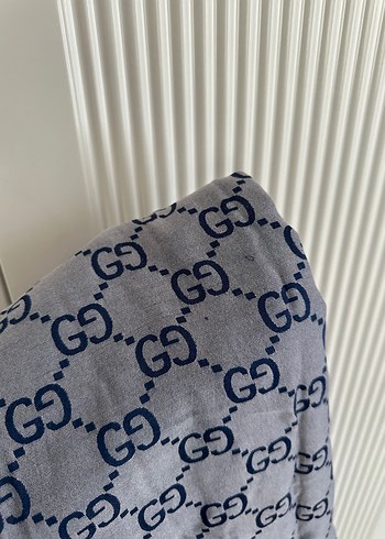Beden Çift taraflı gucci lacivert gri şal