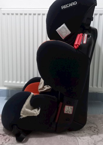 RECARO Young Sport Turuncu Çocuk Araba Koltuğu - Görsel 2