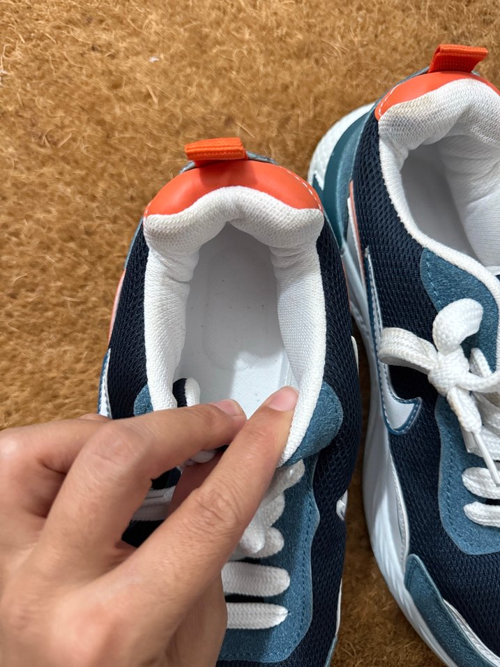 Renkli Bağcıklı Kadın Spor Ayakkabı - Görsel 3