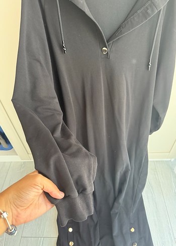 Siyah Kapüşonlu Uzun Keten Elbise - Görsel 4