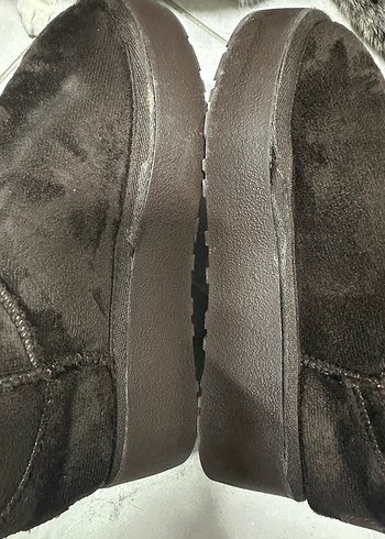 Ugg Kahverengi Kadın 36 beden Kürklü Dolgu Topuk Bot - Görsel 4