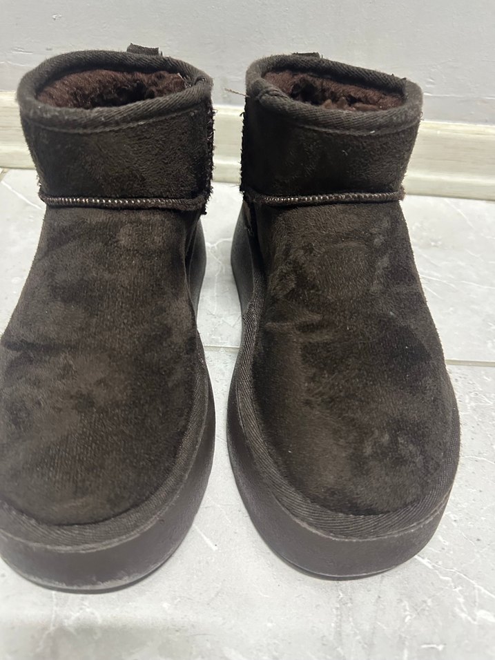 Ugg Kahverengi Kadın 36 beden Kürklü Dolgu Topuk Bot - Görsel 2