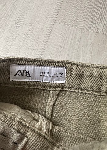 Zara 7/8 yaş açık yeşil incili pantolon - Görsel 6