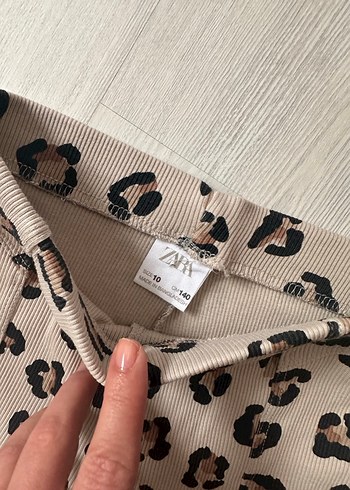 Zara&lcw 6/7 yaş tayt LCW kapri leopar olan zara sorunu yoktur - Görsel 4