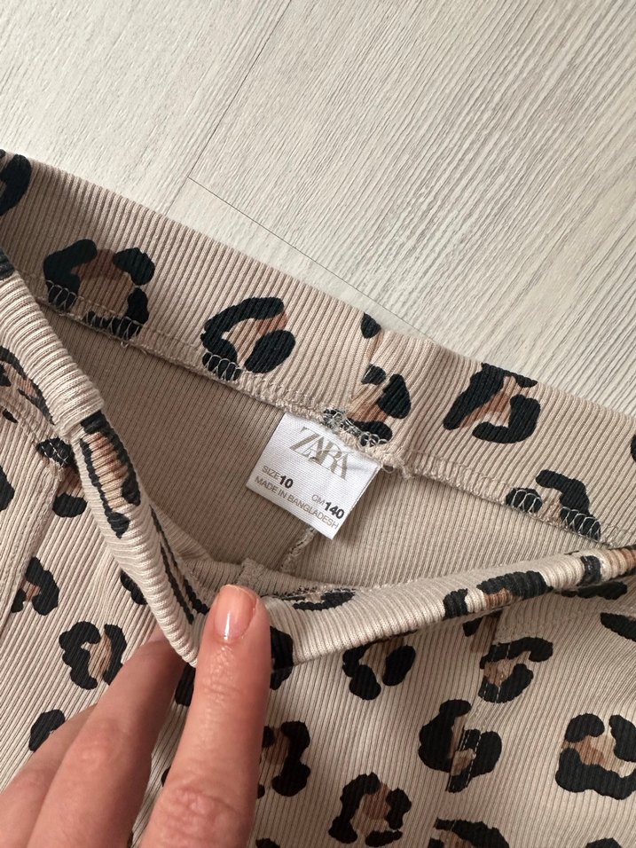 Zara&lcw 6/7 yaş tayt LCW kapri leopar olan zara sorunu yoktur - Görsel 4