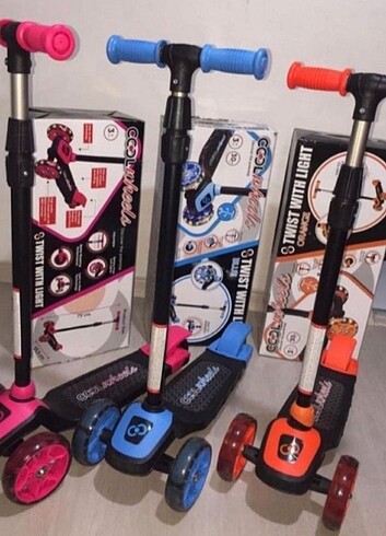 Cool Wheels Işıklı Twist Scooter