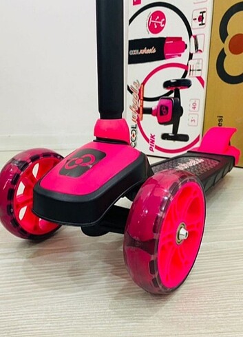 Cool Wheels Twist Işıklı Pembe Scooter