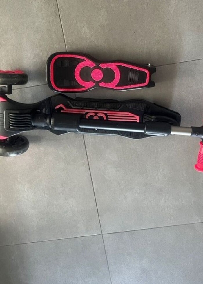 COMBO PEMBE OTURAKLI 3 TEKER IŞIKLI SCOOTER - Görsel 5