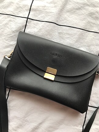 Çok kullanışlı guess çanta
