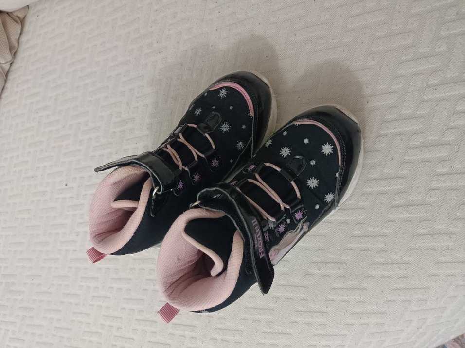 Kız Çocuk disney frozen 30 numara bot.. - Görsel 3