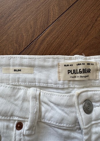 Pull & Bear Beyaz Şort - Görsel 3