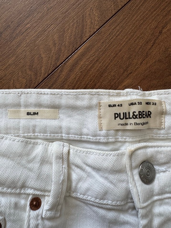 Pull & Bear Beyaz Şort - Görsel 3