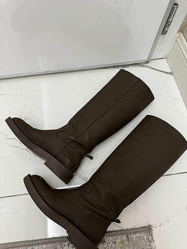 37 Beden Zara çizme
