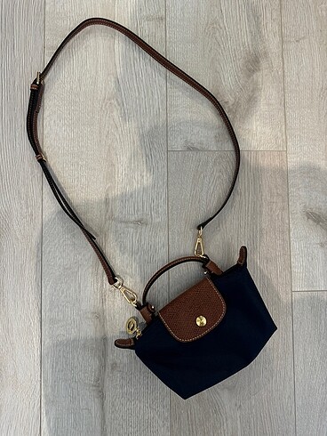 Longchamp