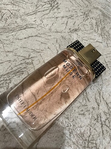 Estee Lauder Modern Muse