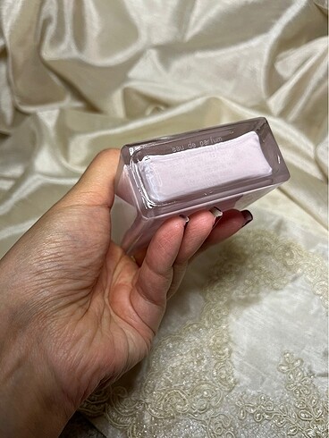  Beden Narciso Rodriguez for Her