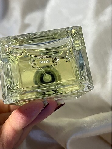  Beden Prada Iris