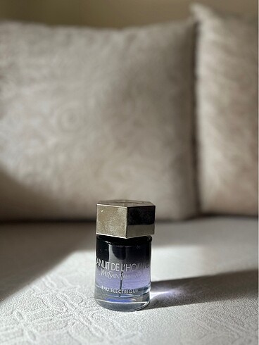 Yves Saint Laurent Yves Saint Laurent Eau Electrique