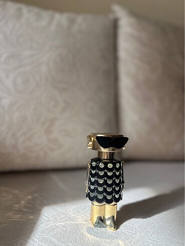 Beden Paco Rabbane Fame Parfum