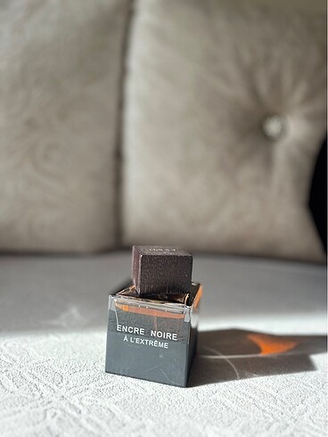 Lalique Encre Noir A L?extreme