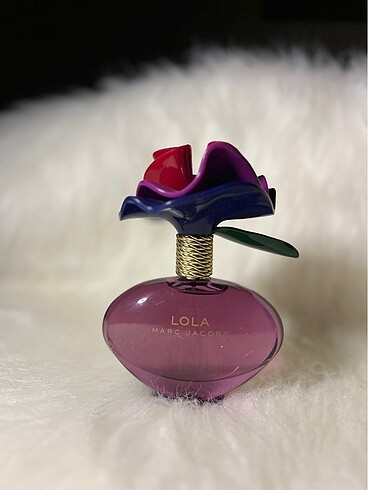 Marc Jacobs Lola