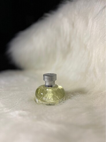 Beden Burberry Weekend 50 ml
