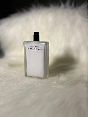 Beden Narciso Rodriguez Pure Musc