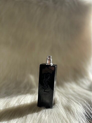 Beden Yves Saint Laurent Myself