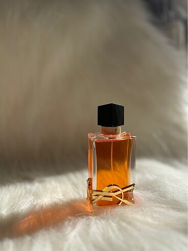Beden Yves Saint Laurent Libre Intense