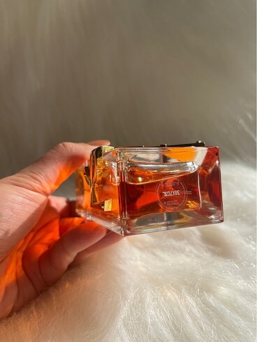 Beden Renk Yves Saint Laurent Libre Intense