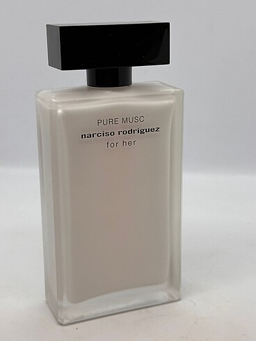 Narciso and chloe and versace