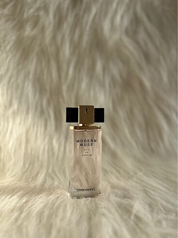 Beden Estee Lauder Modern Muse EDP 50 ml