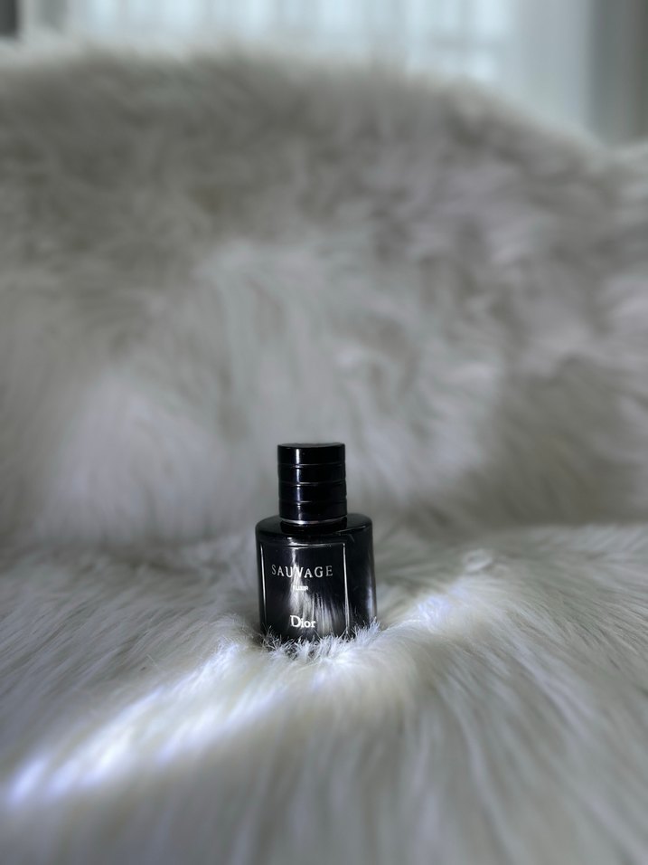 Dior Sauvage Elixir Erkek Parfümü Siyah - Görsel 2