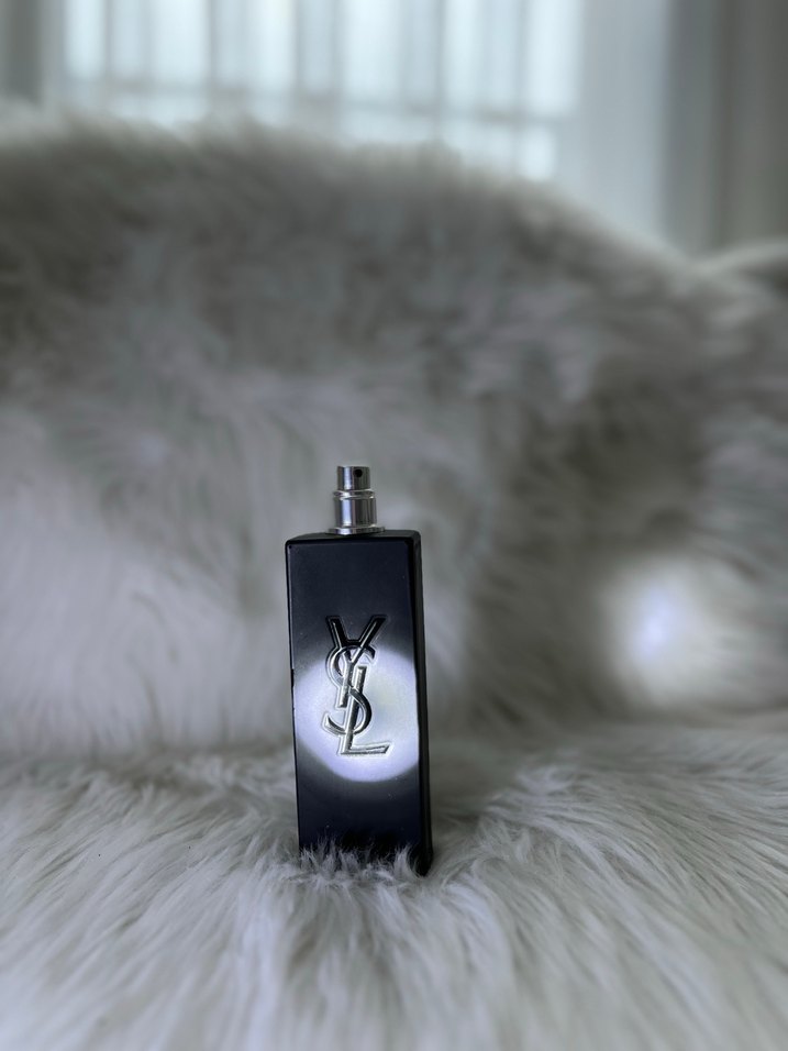 YSL Myself le parfum Siyah Erkek Parfümü - Görsel 2