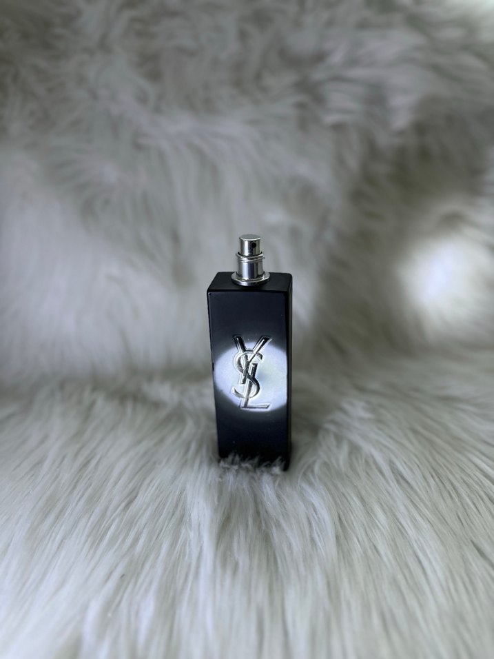 YSL Myself le parfum Siyah Erkek Parfümü - Görsel 3