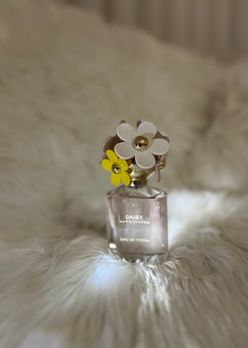 Marc Jacobs Daisy Eau So Fresh Kadın Parfümü - Görsel 2