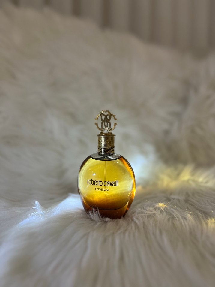 Roberto Cavalli Essenza Kadın Parfümü - Görsel 2