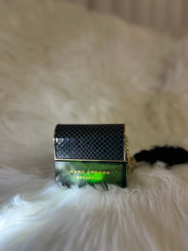 Marc Jacobs Decadence Kadın Parfümü - Görsel 2