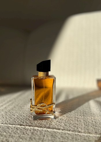 Beden Renk Yves Saint Laurent Libre flowers and flames