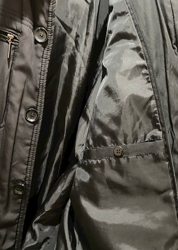 Düğmeli Siyah Erkek Sokak Stili Mont - Görsel 5