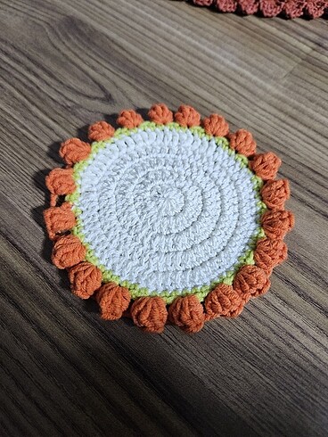  Beden turuncu Renk Amigurumi bardak altlığı