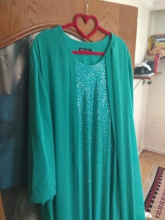 Yeşil Pullu Dışı Şifon Elbise 