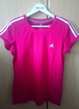 adidas T-shirt