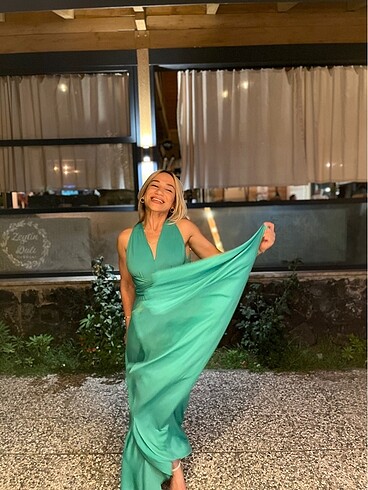 s Beden Yeşil gece elbisesi