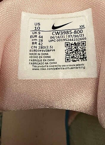 Kyrie Low 4 Green Red basketbol ayakkabısı 