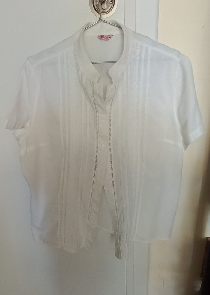 Tertemiz, güpürlü keten gömlek - Görsel 5