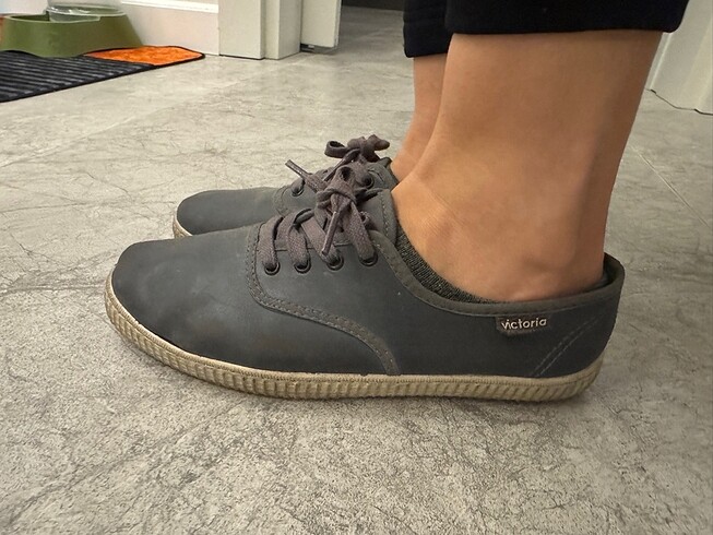 Diğer Victoria Sneakers