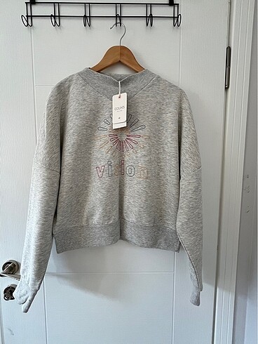 Colins sweatshirt