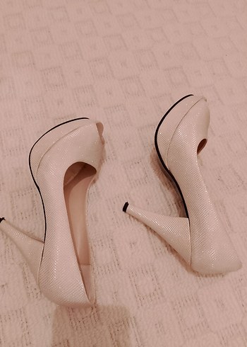 Beyaz parlak desenli Stiletto topuklu Kadın ayakkabı - Görsel 7