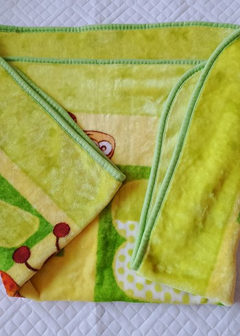 Renkli Baskılı Çocuk Battaniyesi - Görsel 2